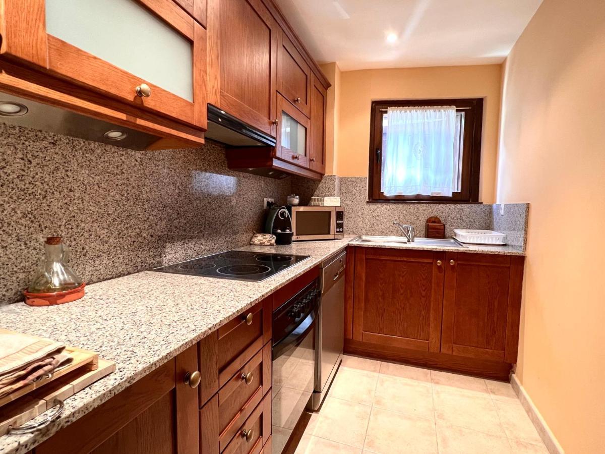 Apartament De La Vall Ferrera - L'Amfitriona Areu Exterior photo